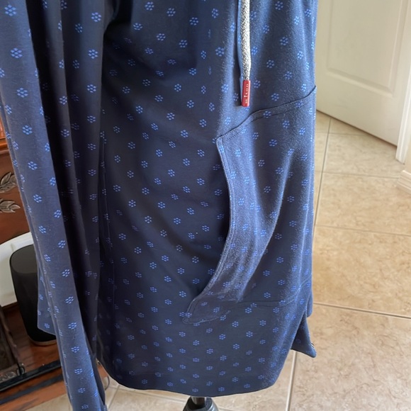 Kiton front zipper hoodie size L - Picture 8 of 12